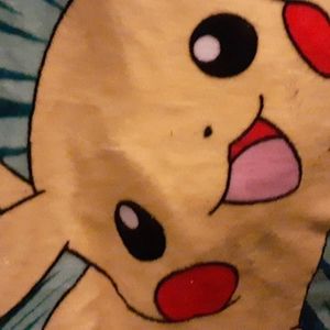 POKEMON soft throw blanket 45" x 60" Pikachu Charmander Bulbasaur Squirtle